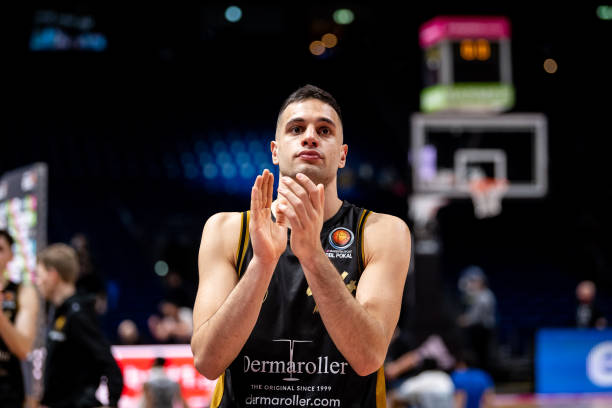 不同风格中 不同风格中